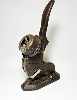Bates model 40 automatický očkovač