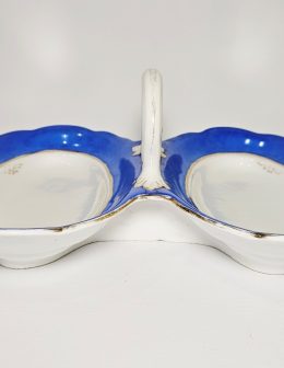 modro biela servírovacia misa