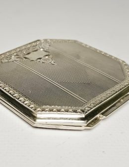 strieborná pudrenka 72,30g
