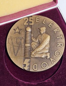 medaila 25. výročie podniku Elektrovod