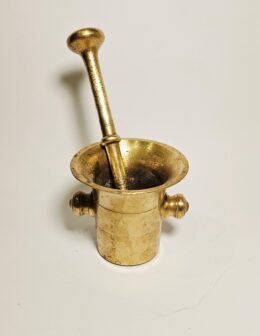 mosadzný mažiar 01