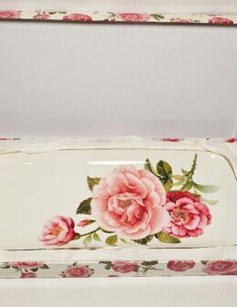 porcelánová tácka s ružami